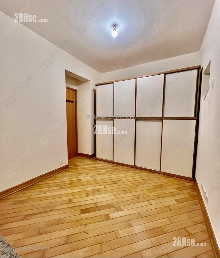 Liberte Sell 2 Bedrooms , 2 Bathrooms 517 ft²