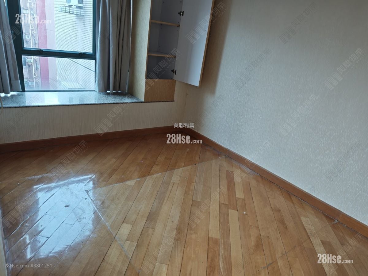 Grand Del Sol Sell 3 Bedrooms 739 ft²