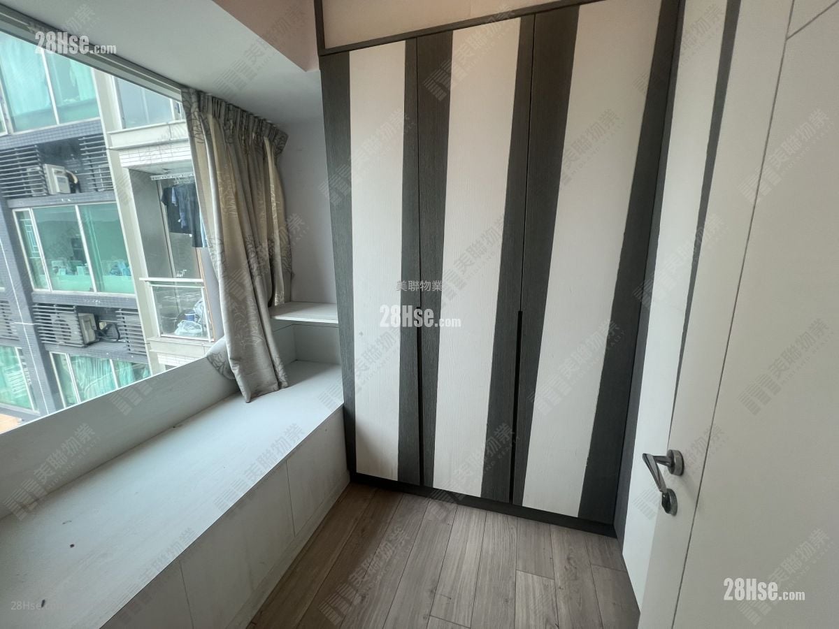 Festival City Sell 3 Bedrooms , 2 Bathrooms 739 ft²