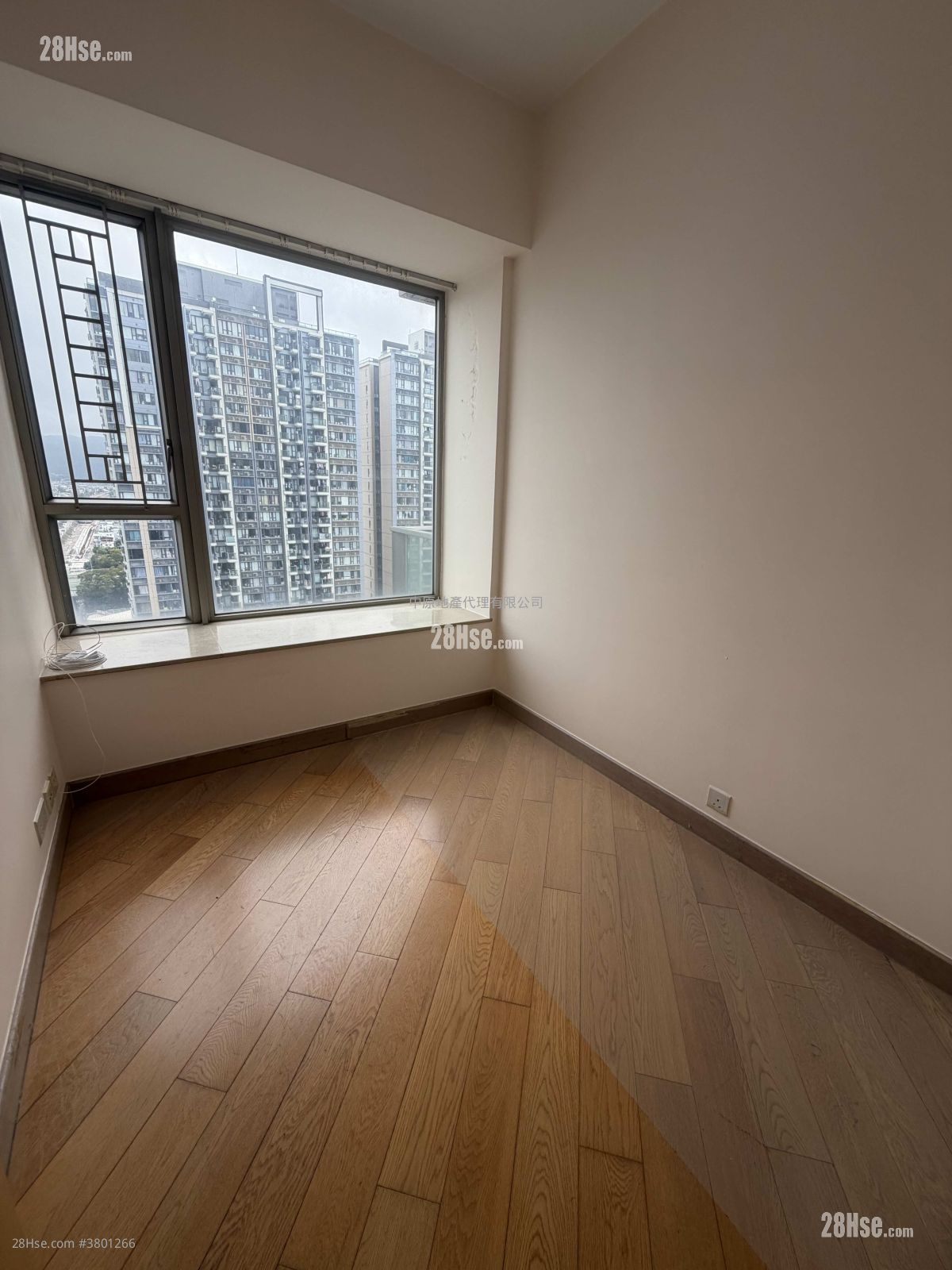 La Grove Sell 3 Bedrooms 686 ft²