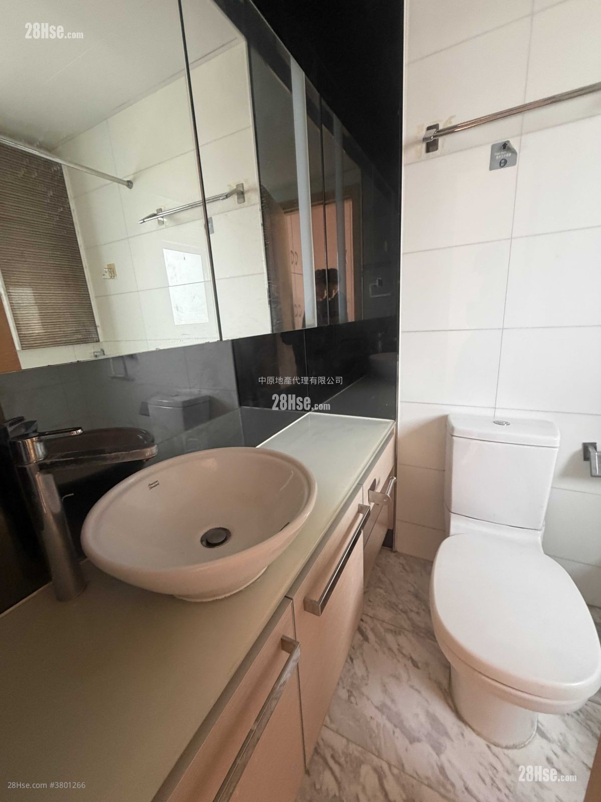 La Grove Sell 3 Bedrooms 686 ft²