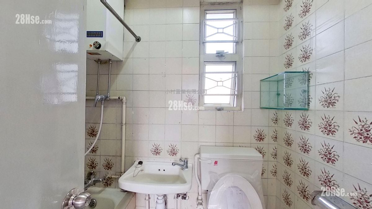 浴室: 香岛大厦 租盘 2 房 , 1 浴室 294 平方尺