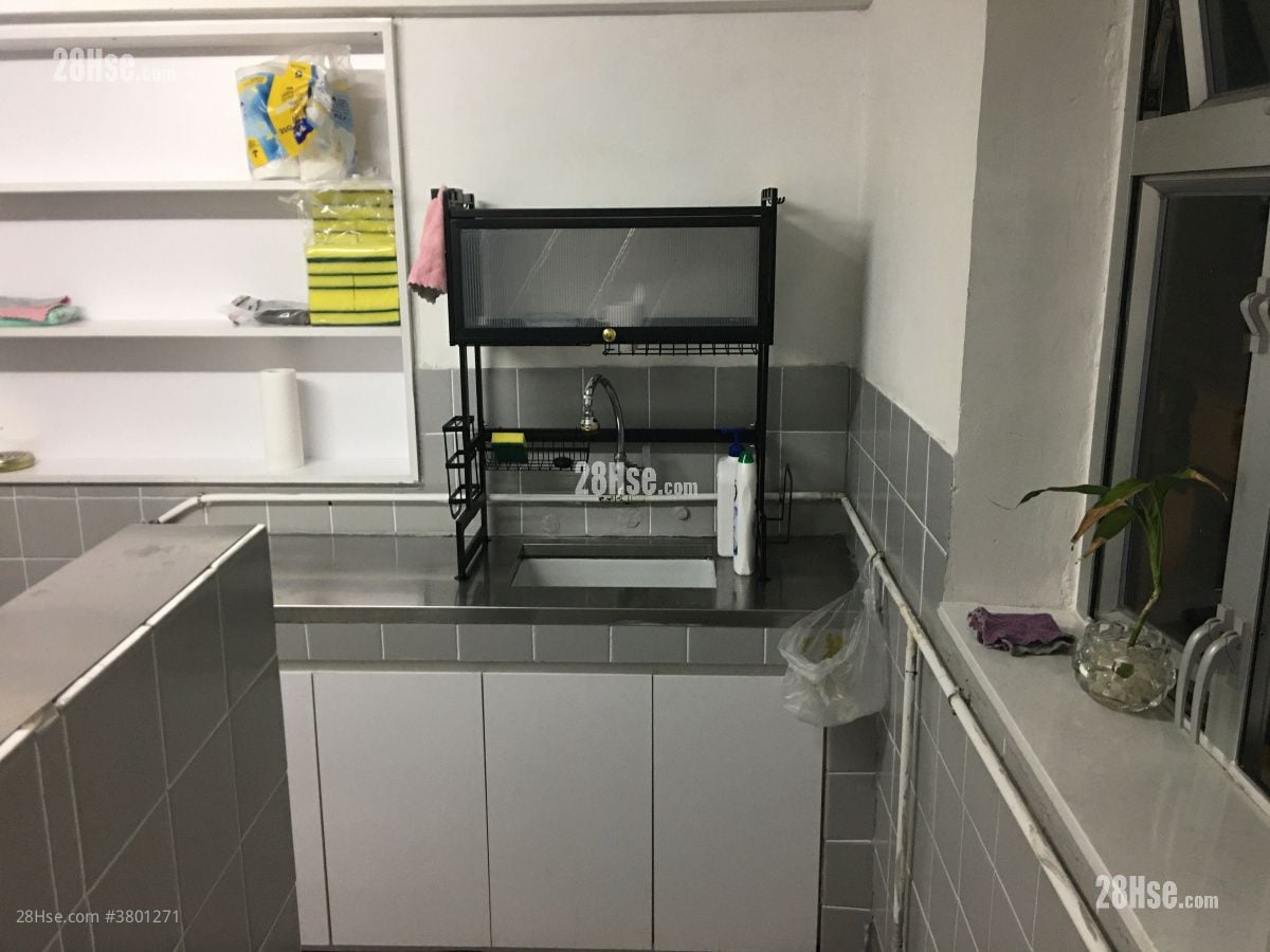 Village Rental 2 Bedrooms , 1 Bathroom 600 ft²