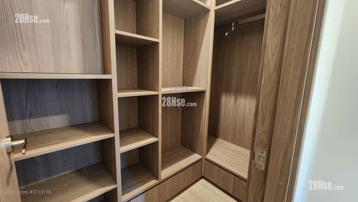 The Hilltop Rental 1 Bedroom , 1 Bathroom 333 ft²