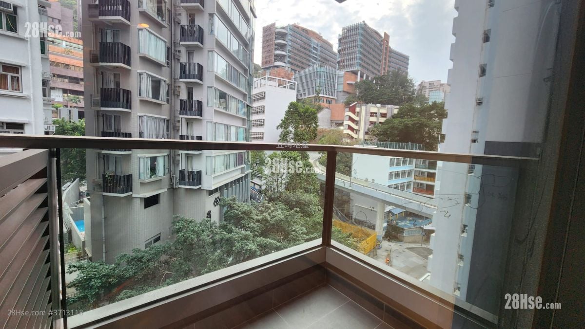 The Hilltop Rental 1 Bedroom , 1 Bathroom 333 ft²