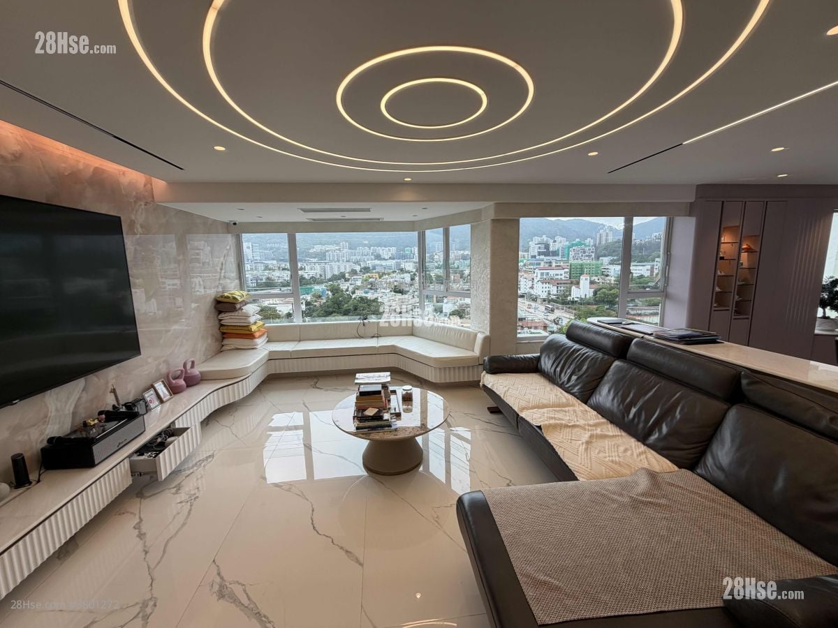 Ming Court Sell 5+ Bedrooms 2,271 ft²