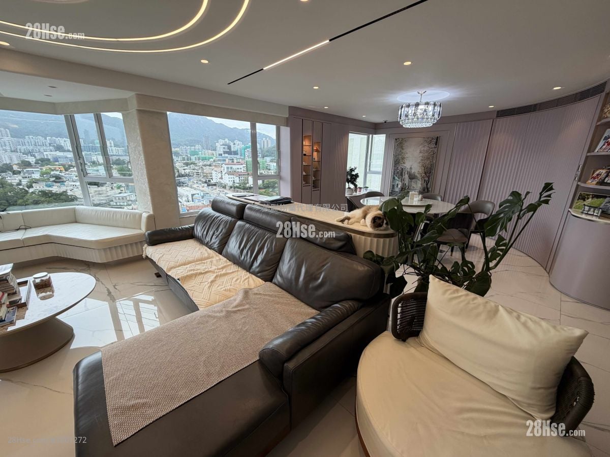Ming Court Sell 5+ Bedrooms 2,271 ft²