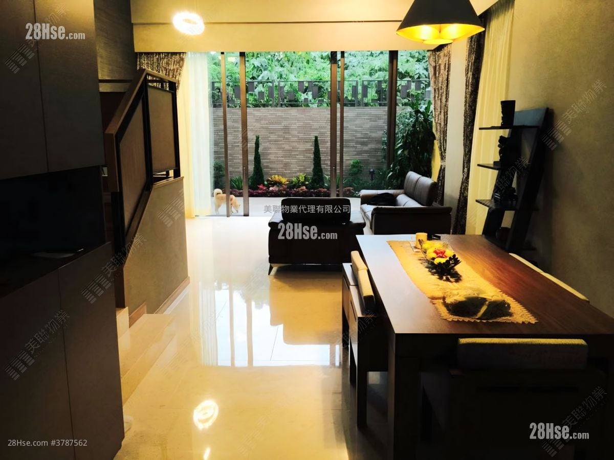 The Woodsville Sell 4 Bedrooms , 2 Bathrooms 2,439 ft²