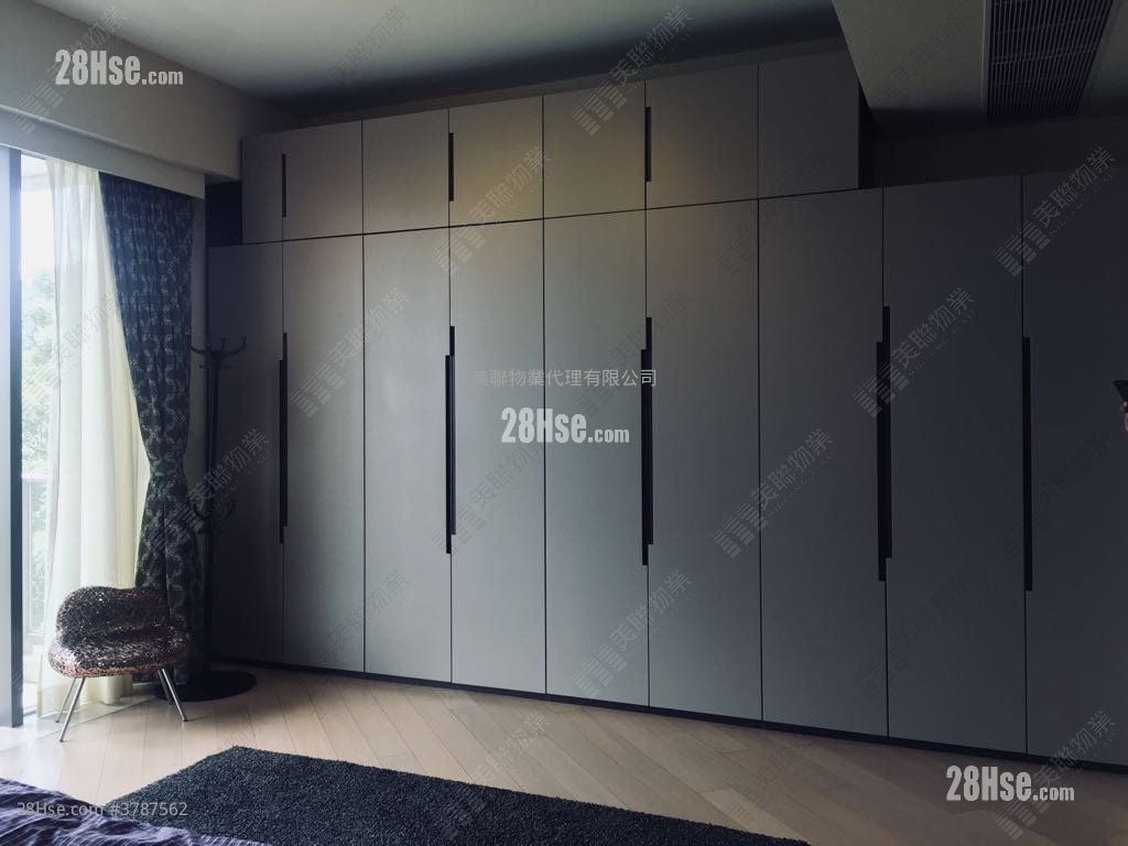 The Woodsville Sell 4 Bedrooms , 2 Bathrooms 2,439 ft²