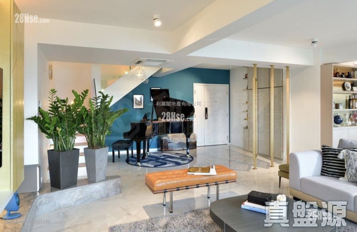 King's Park Villa Sell 3 Bedrooms 1,812 ft²