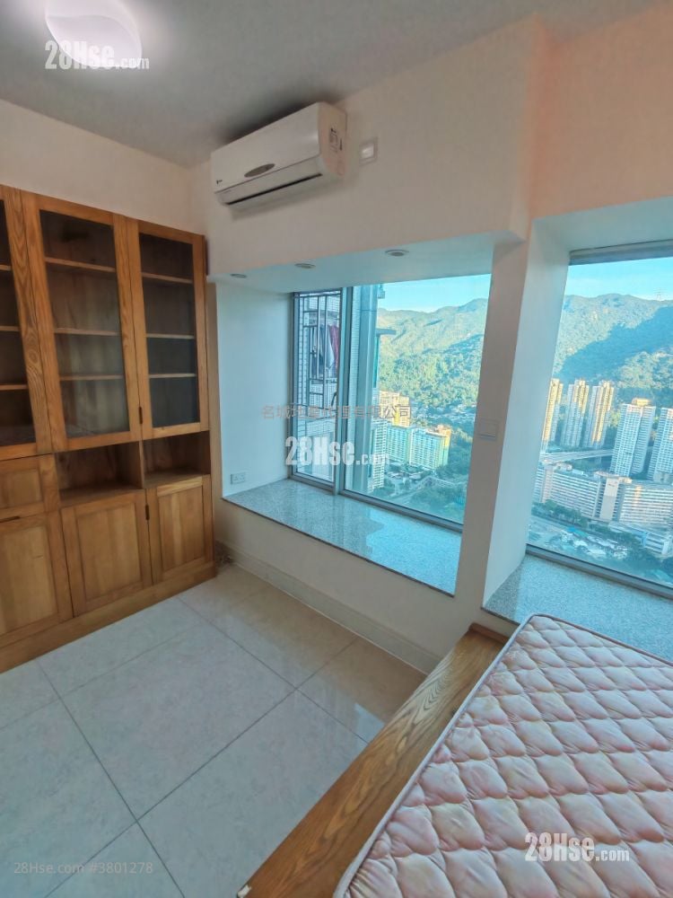 Festival City Sell 3 Bedrooms , 2 Bathrooms 958 ft²