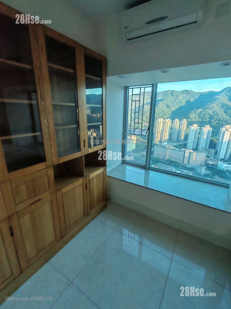 Festival City Sell 3 Bedrooms , 2 Bathrooms 958 ft²