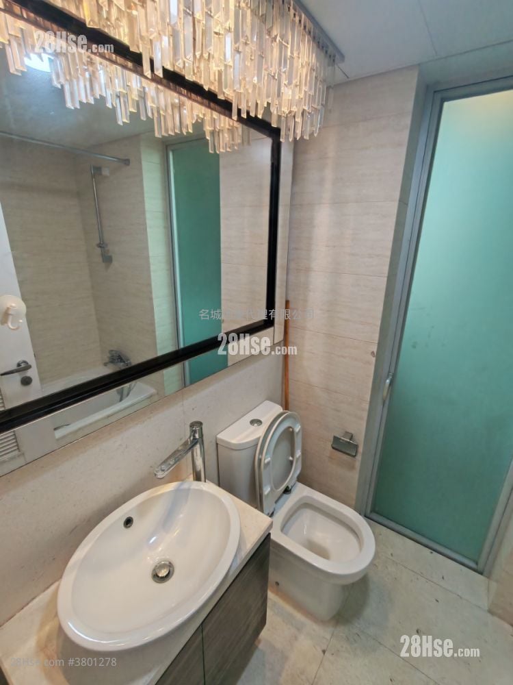 Festival City Sell 3 Bedrooms , 2 Bathrooms 958 ft²