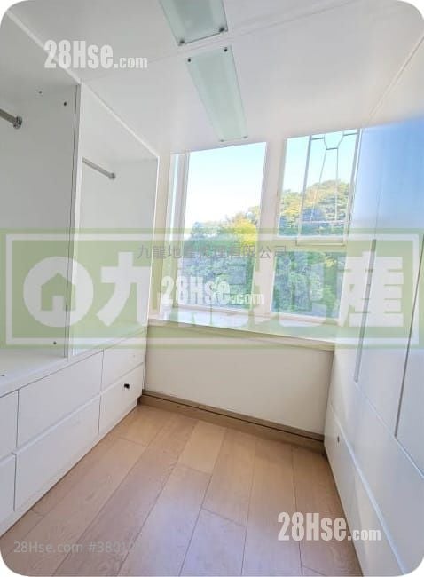 Gardenia Sell 2 Bedrooms , 1 Bathroom 484 ft²