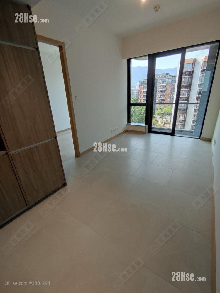 10 La Salle Rental 409 ft²