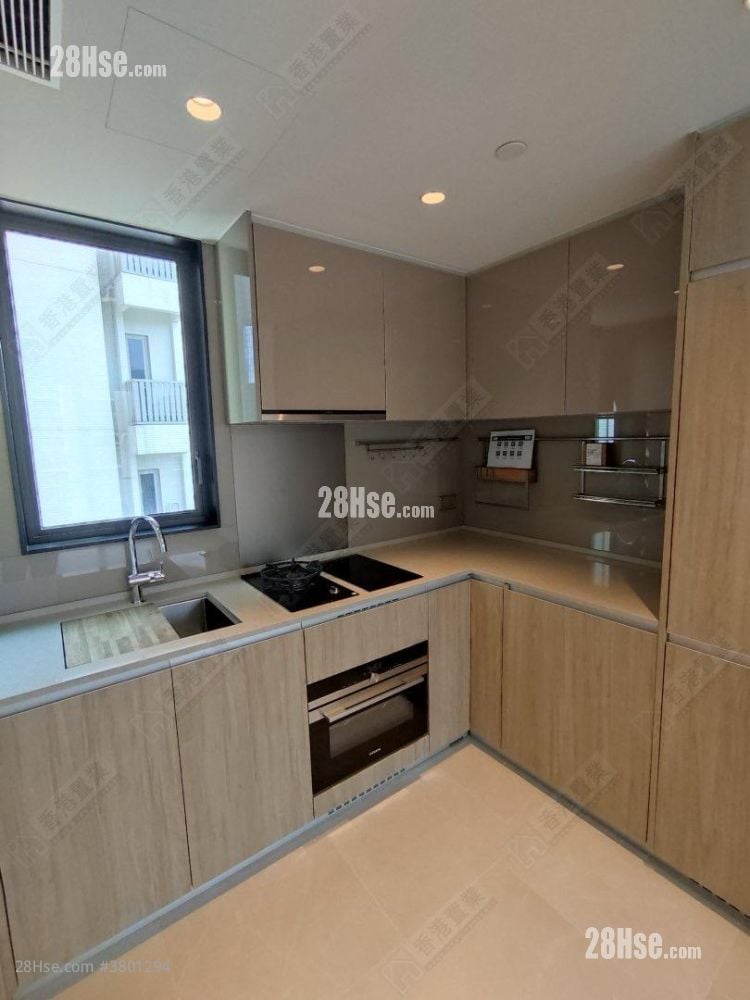 10 La Salle Rental 409 ft²