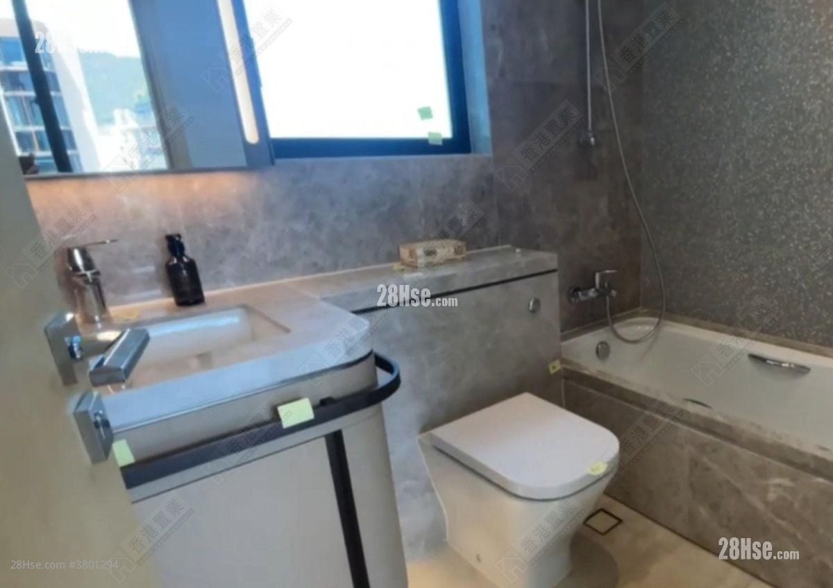 10 La Salle Rental 409 ft²