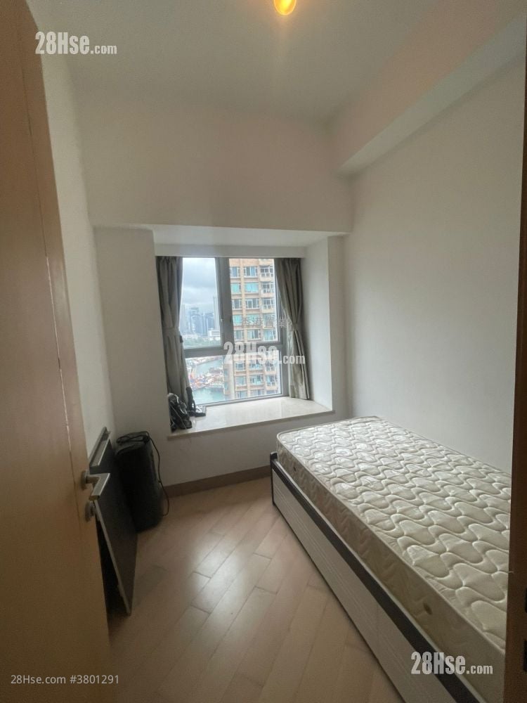 bedroom 1: Imperial Cullinan Rental 2 Bedrooms , 2 Bathrooms 666 ft²