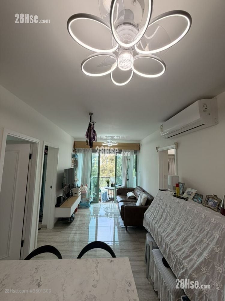 La Fontaine Sell 3 Bedrooms , 1 Bathroom 532 ft²