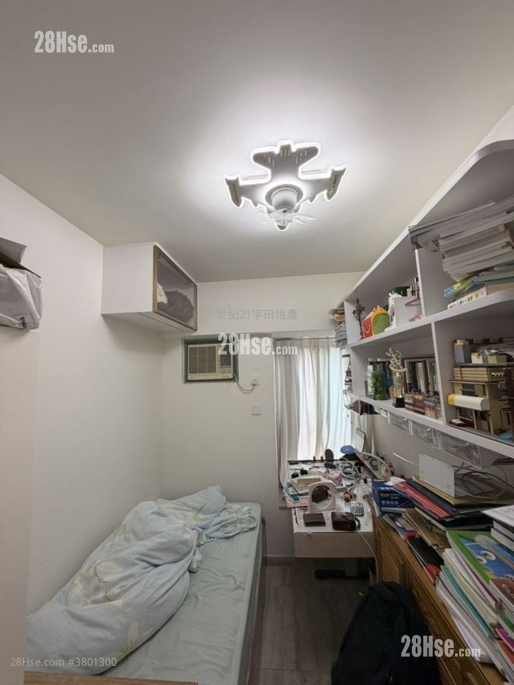 La Fontaine Sell 3 Bedrooms , 1 Bathroom 532 ft²