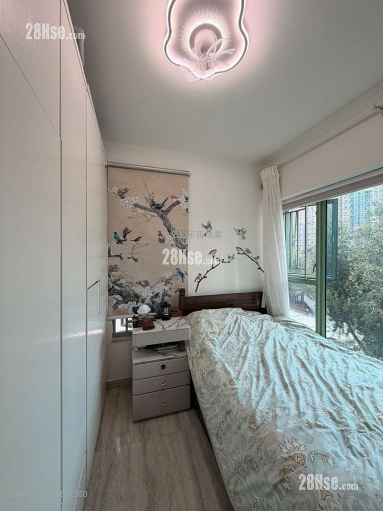 La Fontaine Sell 3 Bedrooms , 1 Bathroom 532 ft²