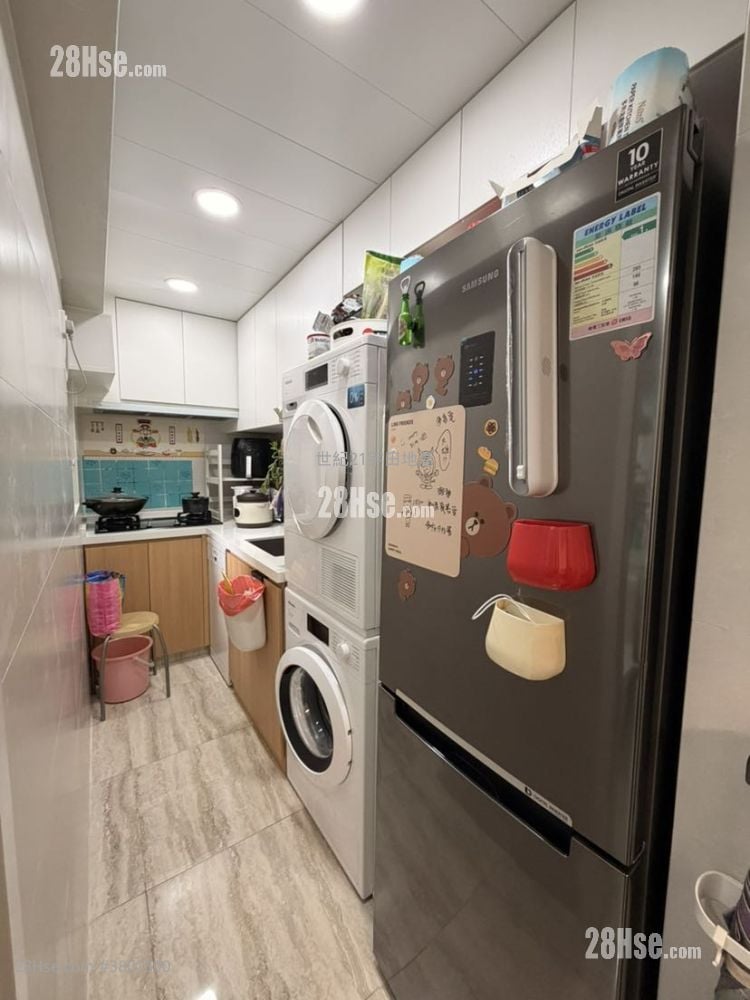 La Fontaine Sell 3 Bedrooms , 1 Bathroom 532 ft²