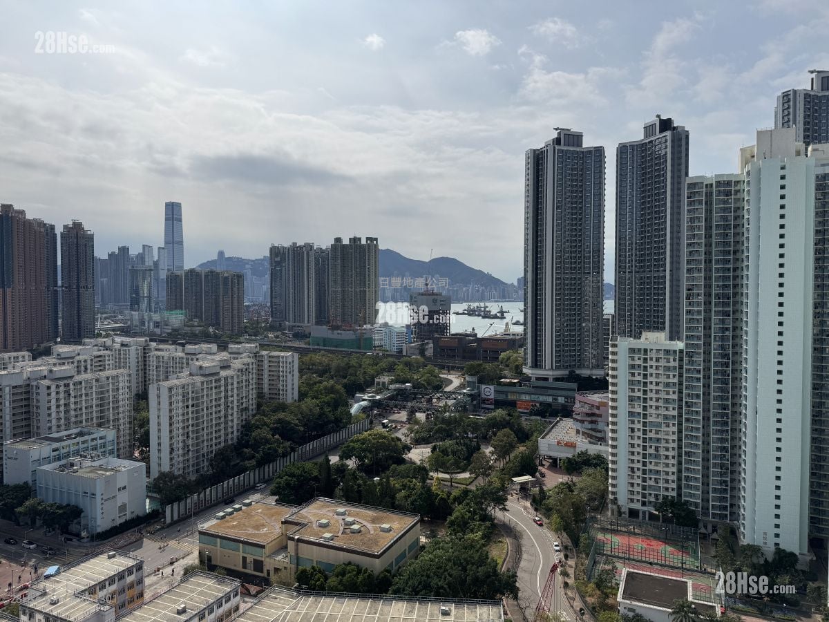 时尚华庭 售盘 1 房 , 1 浴室 335 平方尺