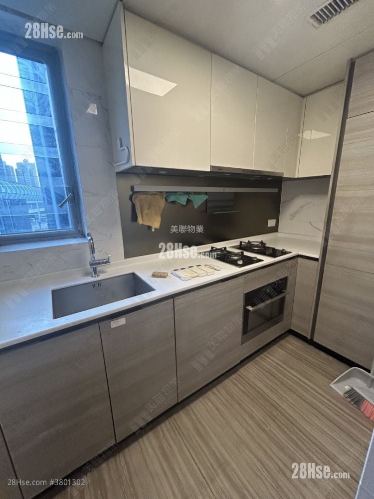 朗屏8号 售盘 3 房 621 平方尺