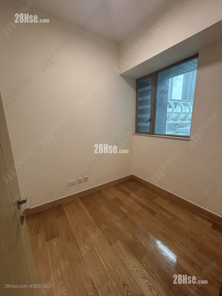 朗屏8号 售盘 3 房 621 平方尺