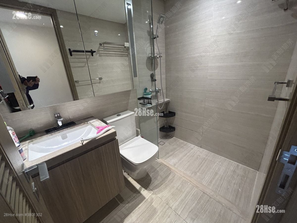 朗屏8号 售盘 3 房 621 平方尺