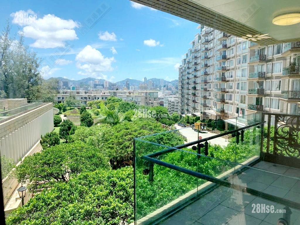 One Beacon Hill Sell 4 Bedrooms , 2 Bathrooms 1,495 ft²