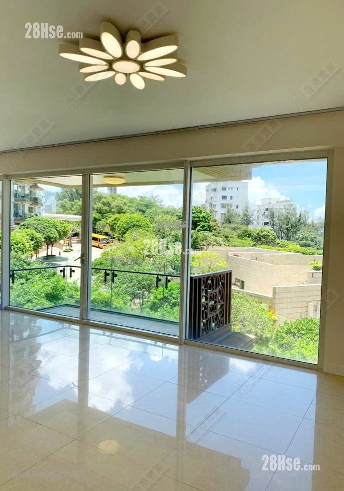 One Beacon Hill Sell 4 Bedrooms , 2 Bathrooms 1,495 ft²