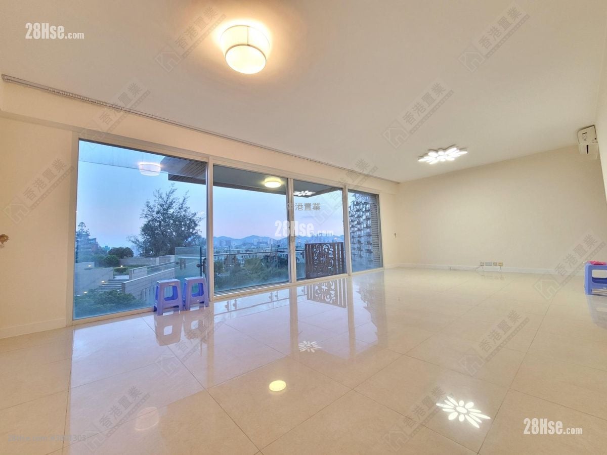 One Beacon Hill Sell 4 Bedrooms , 2 Bathrooms 1,495 ft²