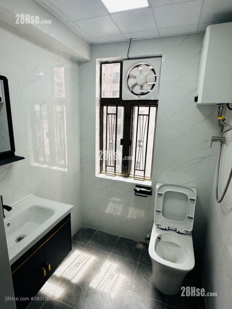 Pollock Building Rental Studio , 1 Bathroom 170 ft²