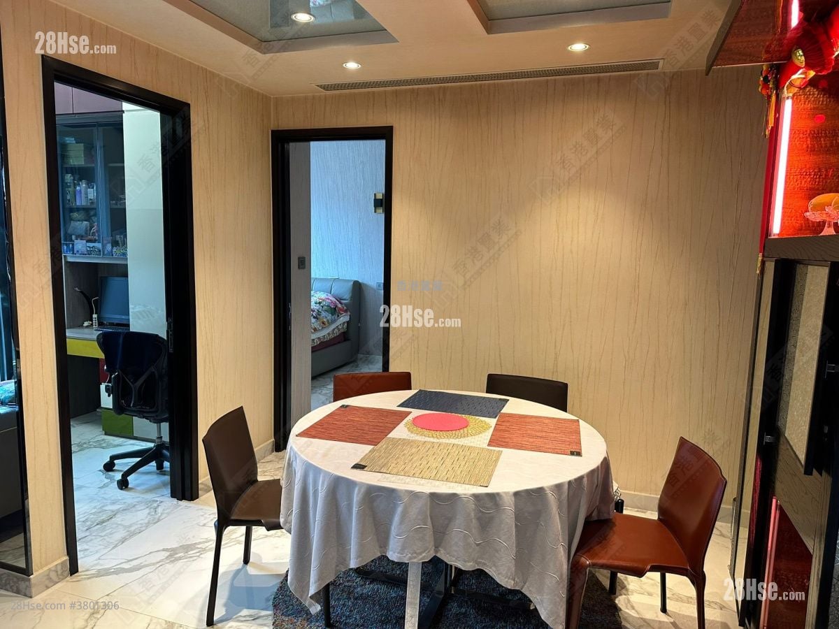 Ultima Sell 3 Bedrooms , 3 Bathrooms 1,143 ft²