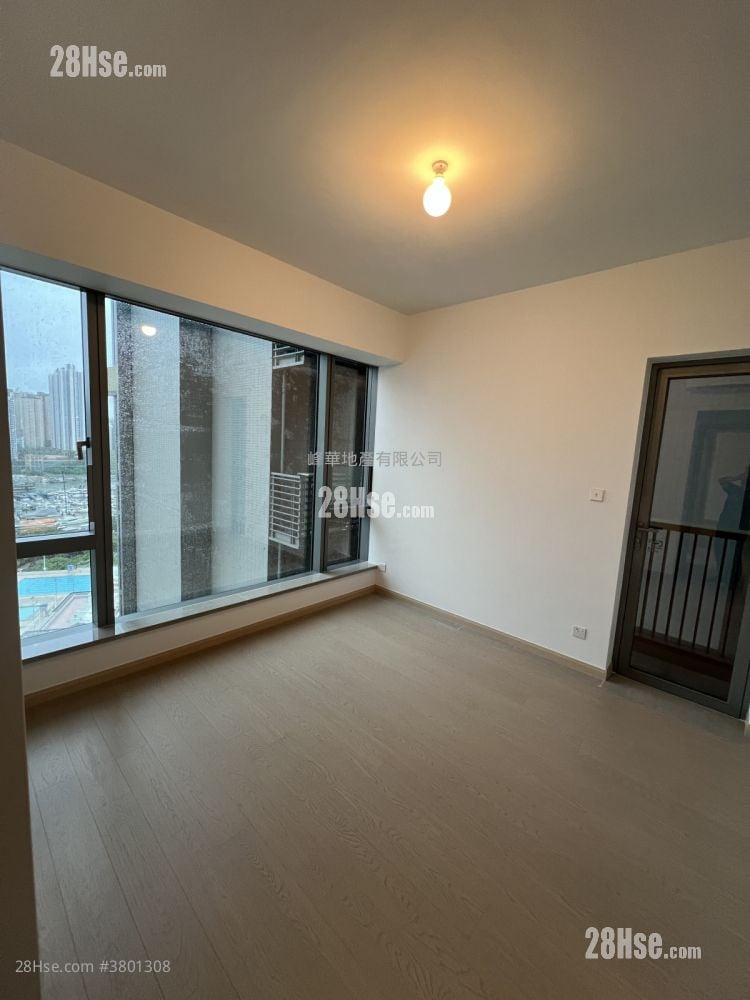 港岛南岸 租盘 3 房 , 2 浴室 941 平方尺