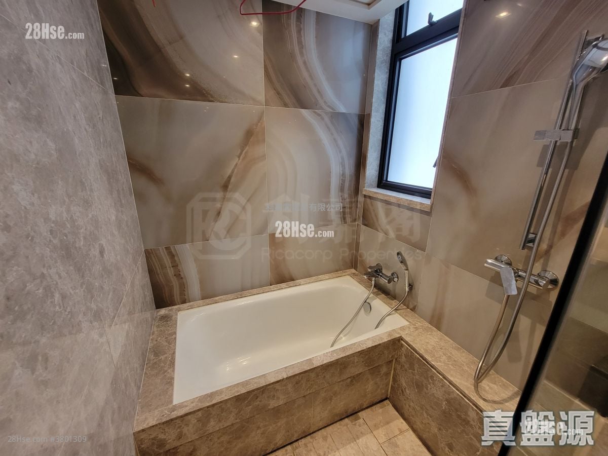 天晋 售盘 4 房 949 平方尺