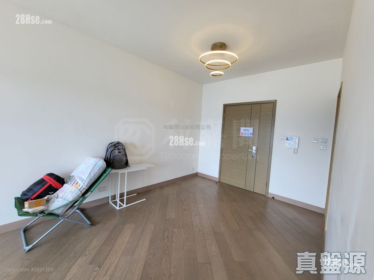 天晋 售盘 4 房 949 平方尺