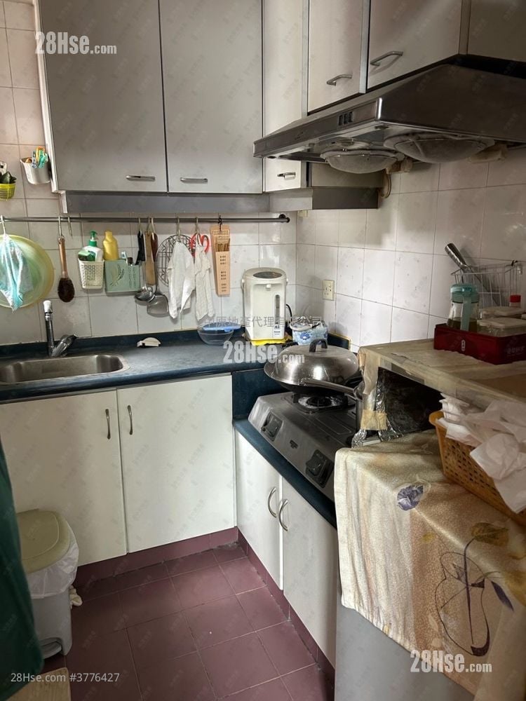 兆群大厦 售盘 2 房 , 1 浴室 306 平方尺