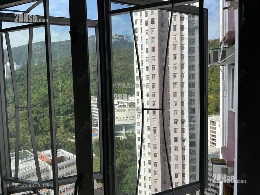 Yue Fai Court Sell 2 Bedrooms , 1 Bathroom 384 ft²