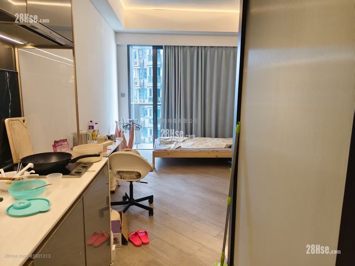 Henley Park Rental 1 Bathroom 250 ft²