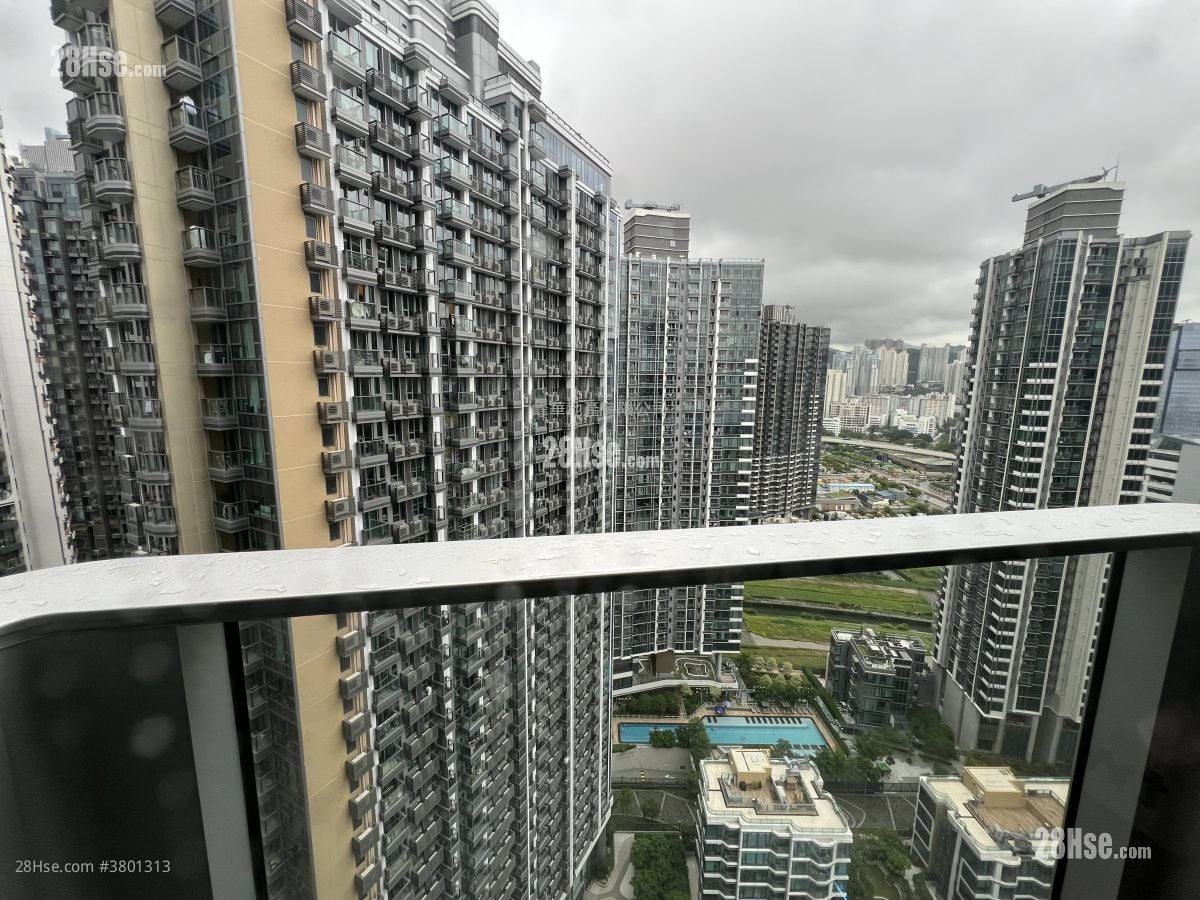 Henley Park Rental 1 Bathroom 250 ft²