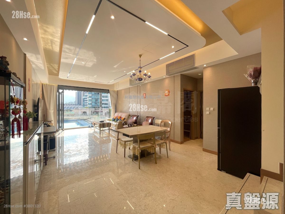 The Wings Sell 5+ Bedrooms 1,655 ft²