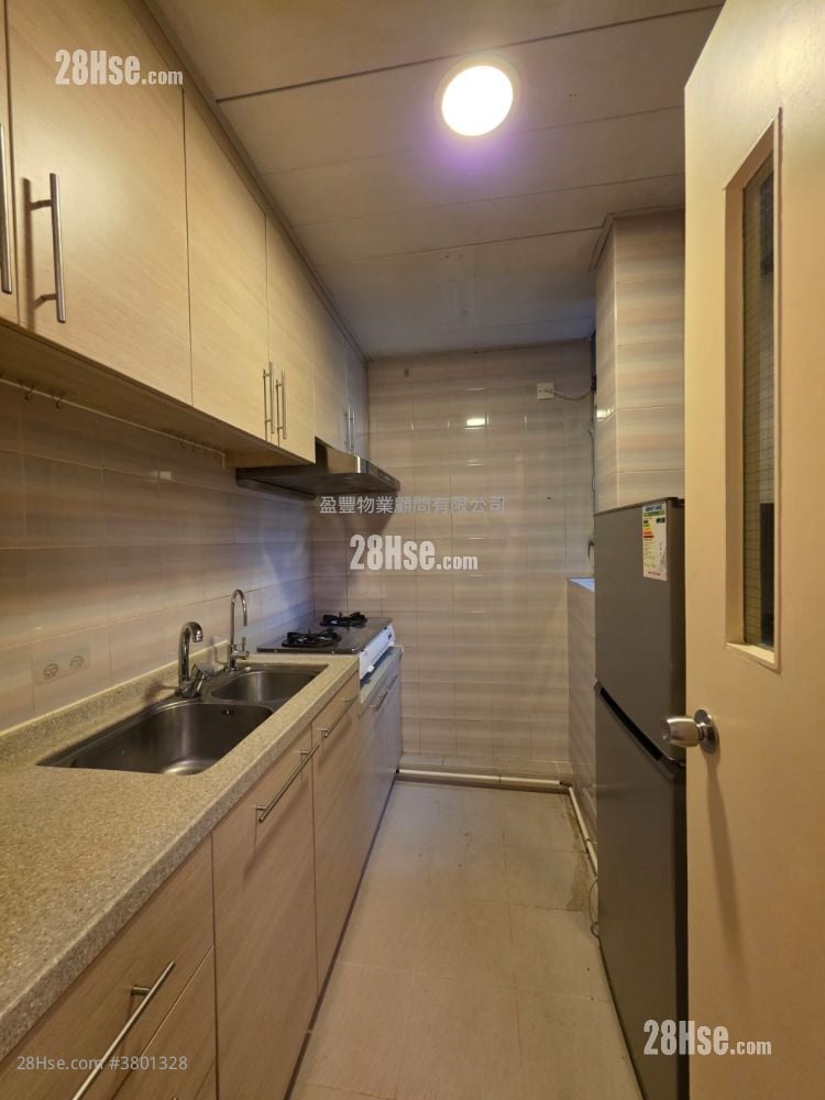 修顿花园 租盘 2 房 , 1 浴室 423 平方尺