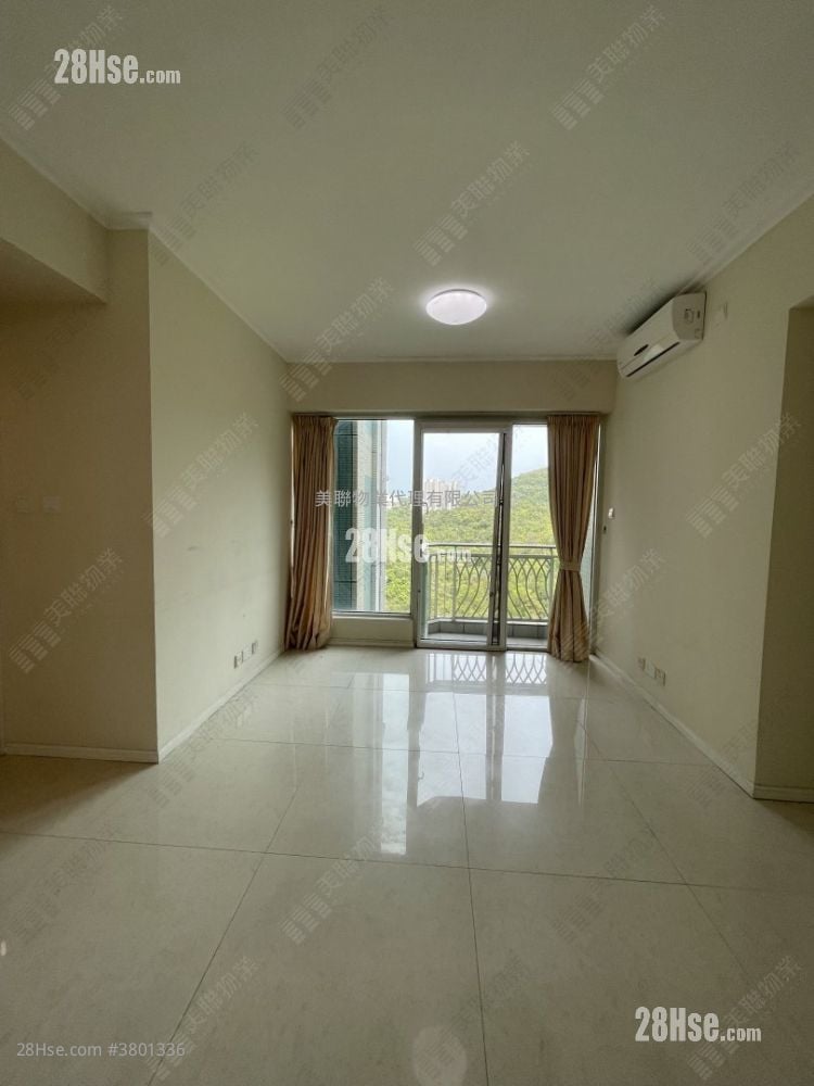 峻滢 租盘 3 房 694 平方尺