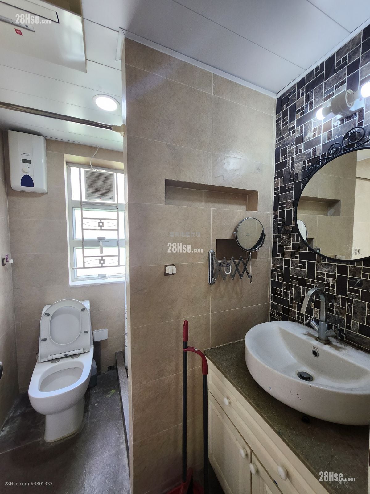 村屋 售盘 3 房 , 1 浴室