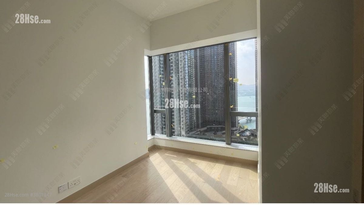 Seasons Place Rental 665 ft²