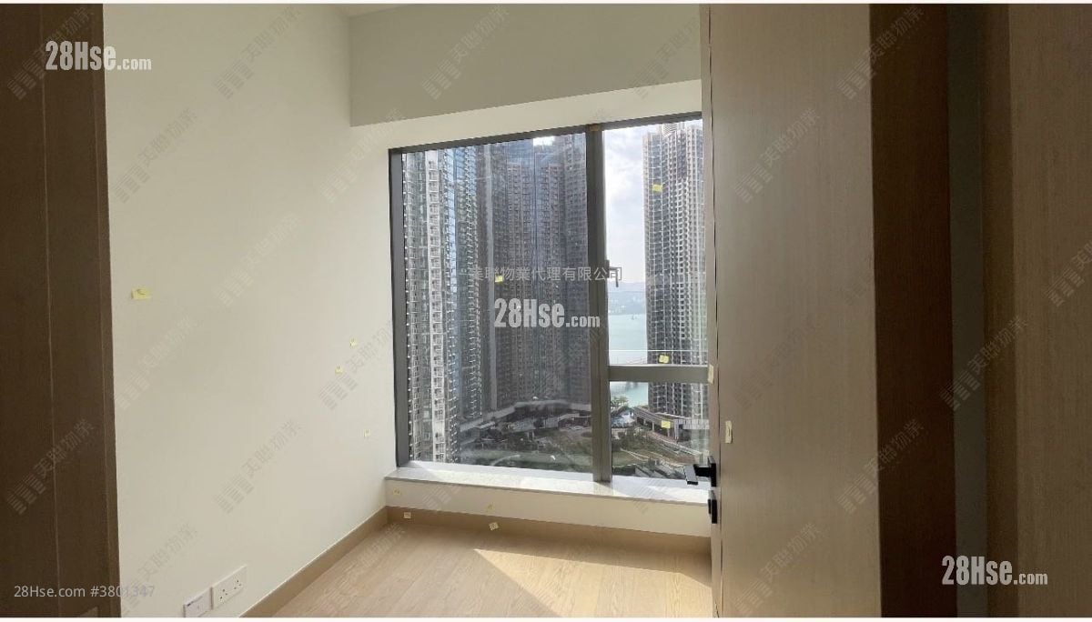 Seasons Place Rental 665 ft²