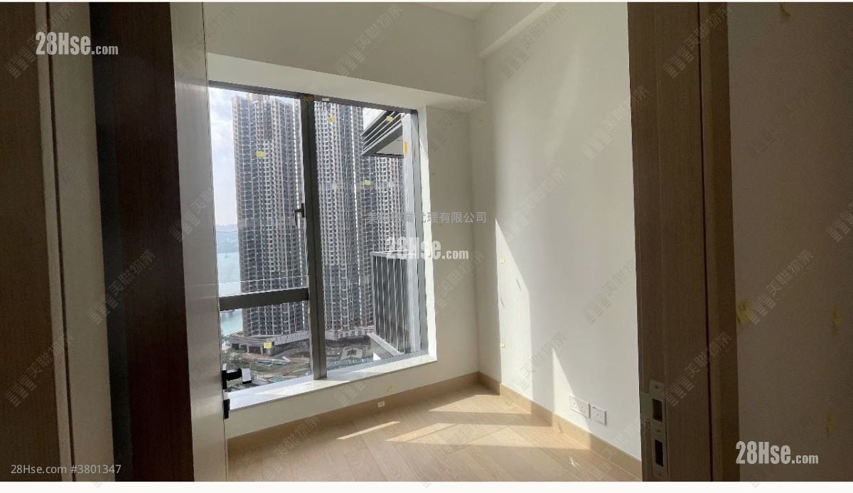 Seasons Place Rental 665 ft²