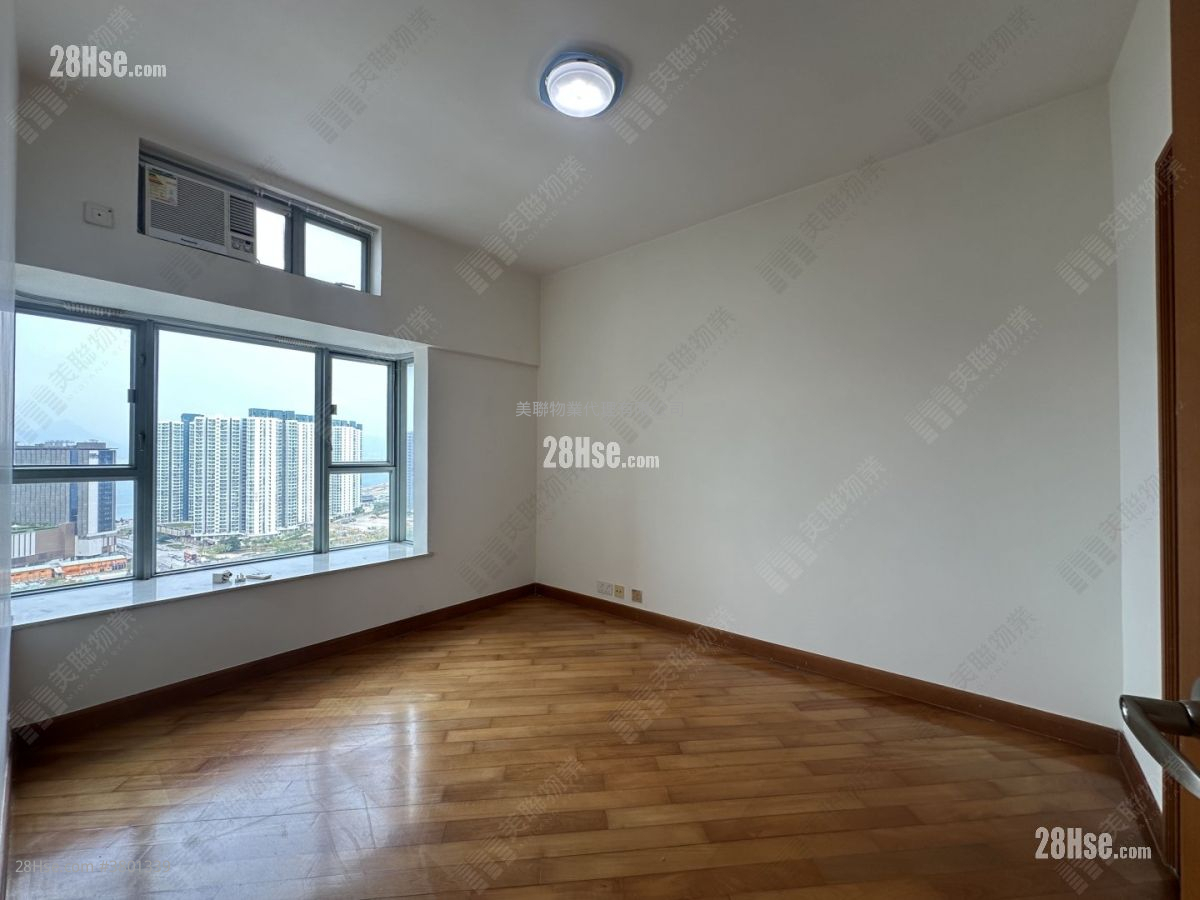 蓝天海岸 售盘 3 房 781 平方尺